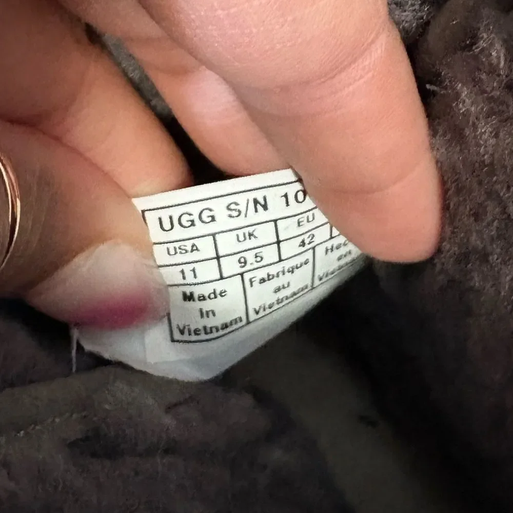 UGG size 11